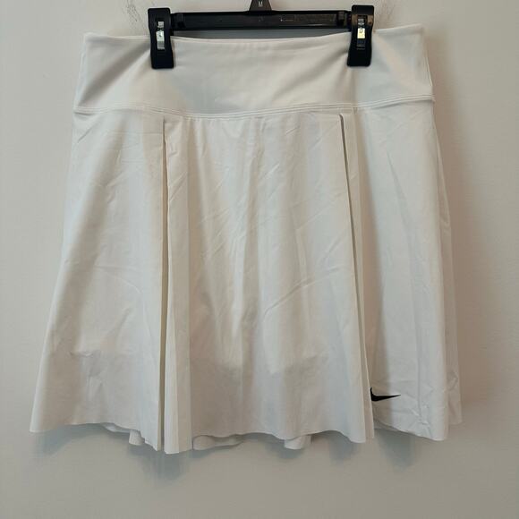 Nike Dri-FIT Advantage 17" Long Golf Skirt, White Size Large ($75 MSRP) - Picture 2 of 6